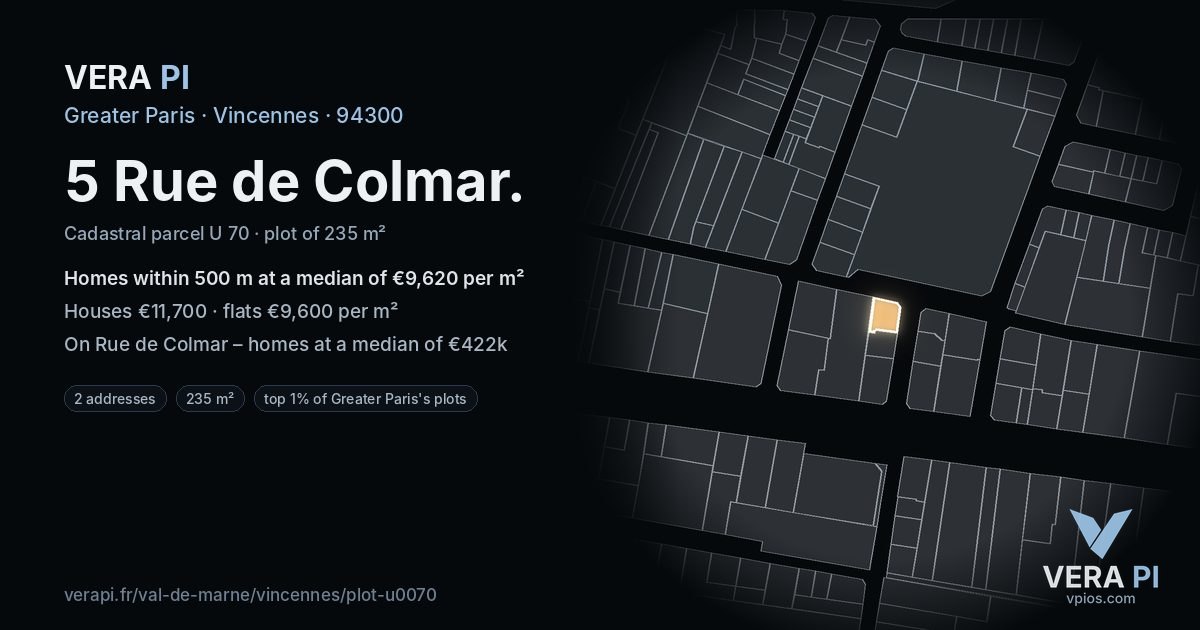 5 Rue de Colmar, Vincennes at night – the plot lit, the parcels around coloured by the prices near them