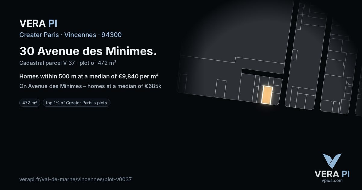 30 Avenue des Minimes, Vincennes at night – the plot lit, the parcels around coloured by the prices near them