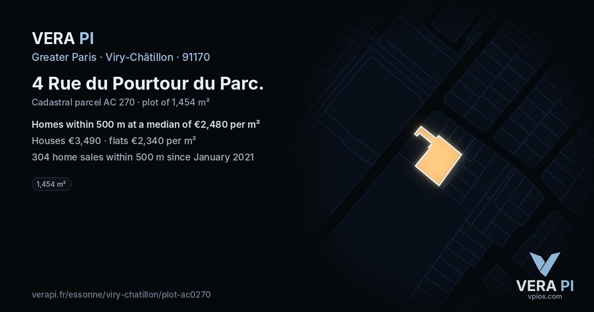 4 Rue du Pourtour du Parc, Viry-Châtillon at night – the plot lit, the parcels around coloured by the prices near them