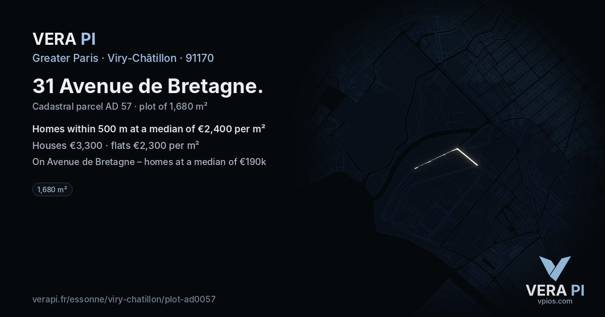 31 Avenue de Bretagne, Viry-Châtillon at night – the plot lit, the parcels around coloured by the prices near them