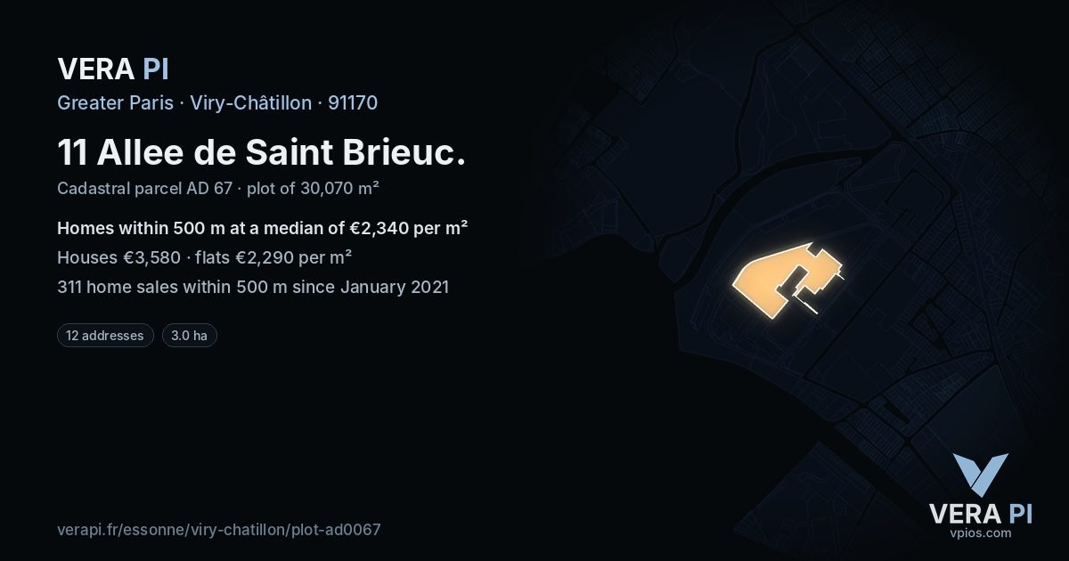 11 Allee de Saint Brieuc, Viry-Châtillon at night – the plot lit, the parcels around coloured by the prices near them