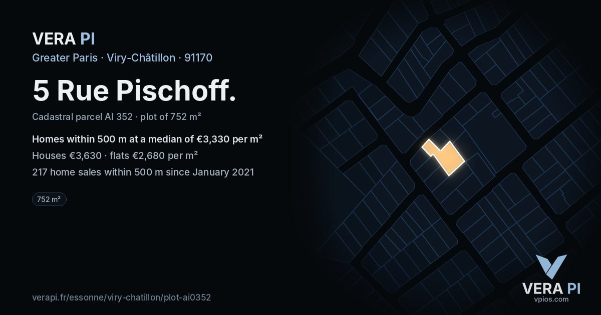 5 Rue Pischoff, Viry-Châtillon at night – the plot lit, the parcels around coloured by the prices near them