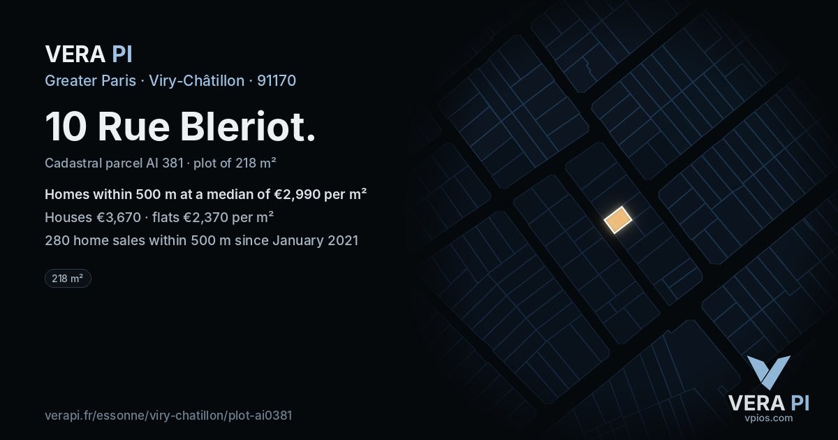 10 Rue Bleriot, Viry-Châtillon at night – the plot lit, the parcels around coloured by the prices near them