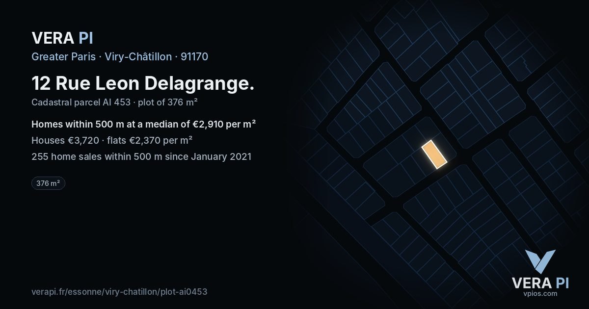 12 Rue Leon Delagrange, Viry-Châtillon at night – the plot lit, the parcels around coloured by the prices near them
