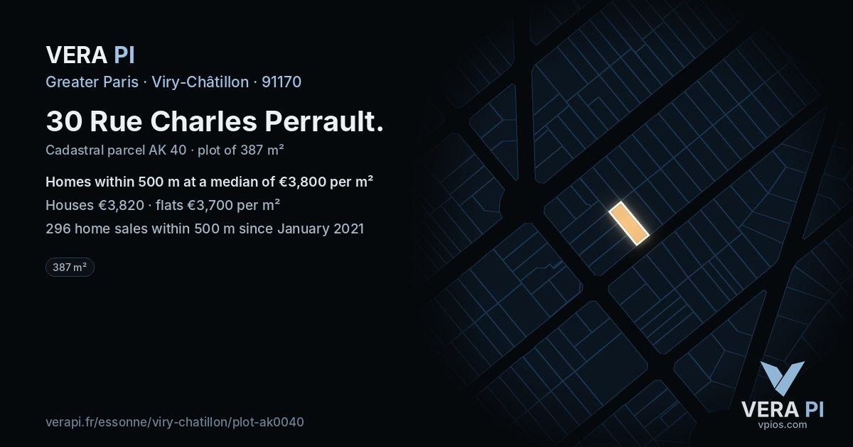 30 Rue Charles Perrault, Viry-Châtillon at night – the plot lit, the parcels around coloured by the prices near them