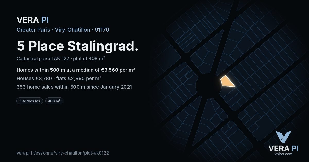 5 Place Stalingrad, Viry-Châtillon at night – the plot lit, the parcels around coloured by the prices near them