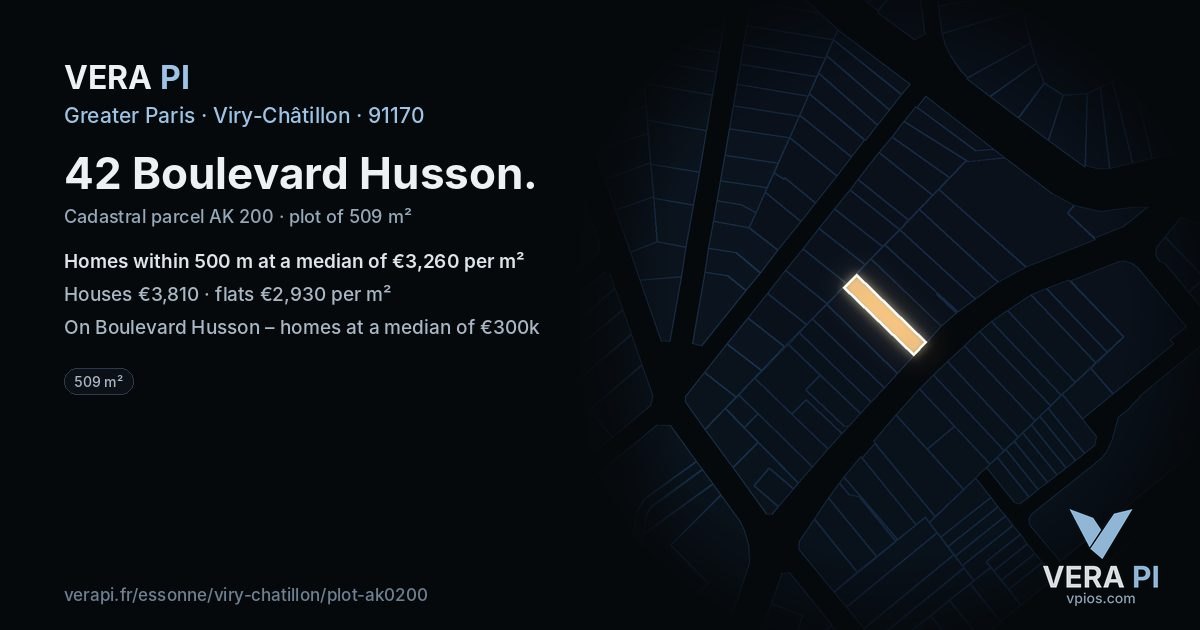 42 Boulevard Husson, Viry-Châtillon at night – the plot lit, the parcels around coloured by the prices near them
