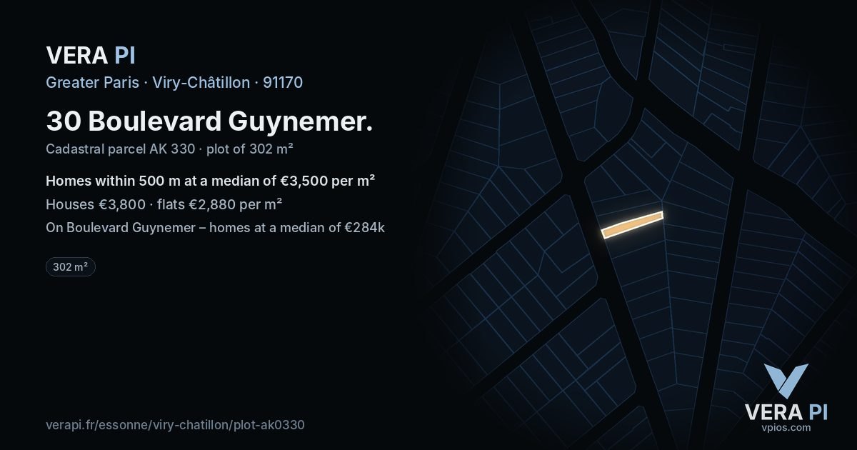 30 Boulevard Guynemer, Viry-Châtillon at night – the plot lit, the parcels around coloured by the prices near them