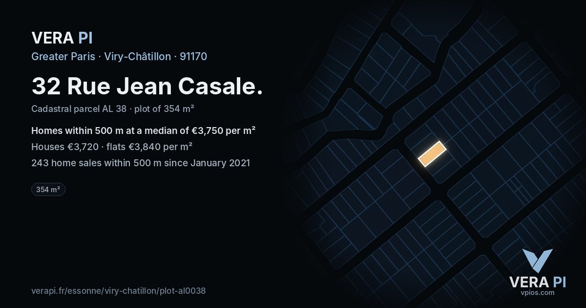 32 Rue Jean Casale, Viry-Châtillon at night – the plot lit, the parcels around coloured by the prices near them