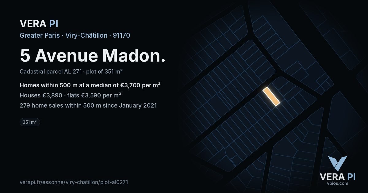 5 Avenue Madon, Viry-Châtillon at night – the plot lit, the parcels around coloured by the prices near them