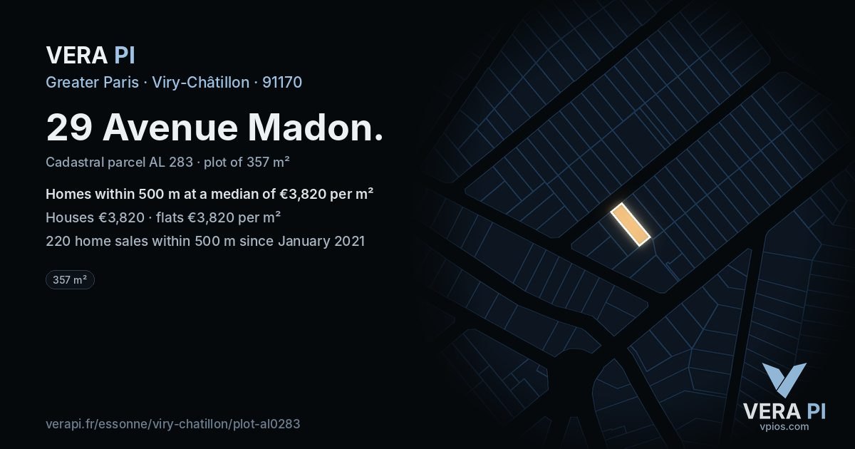 29 Avenue Madon, Viry-Châtillon at night – the plot lit, the parcels around coloured by the prices near them