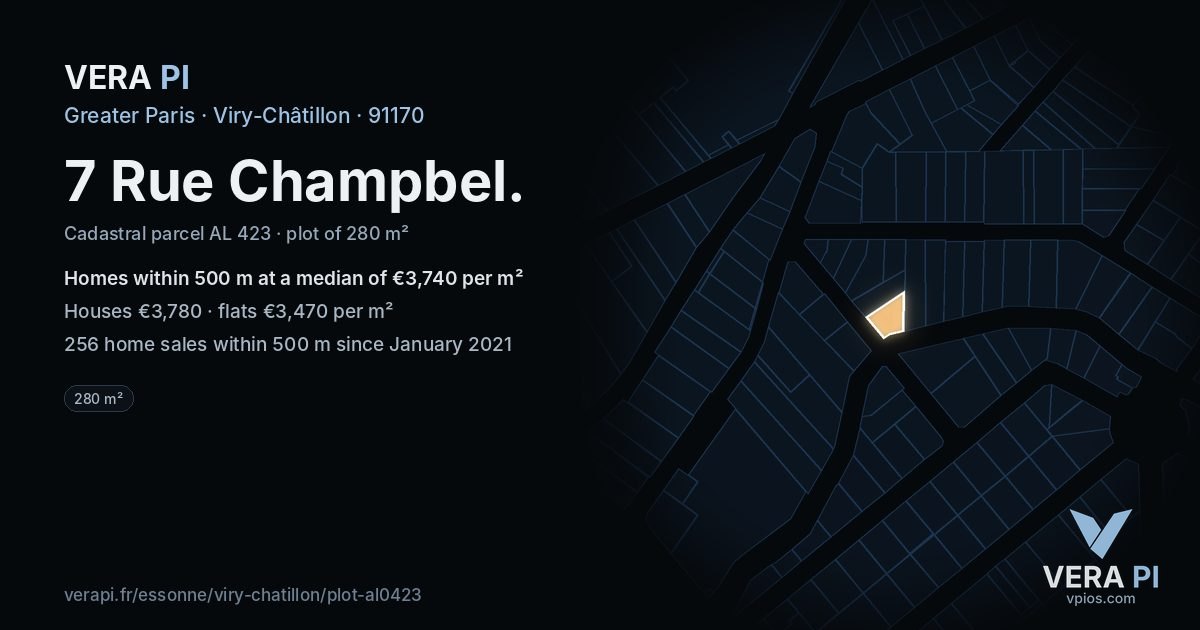 7 Rue Champbel, Viry-Châtillon at night – the plot lit, the parcels around coloured by the prices near them