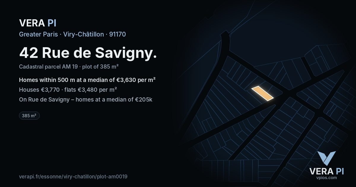 42 Rue de Savigny, Viry-Châtillon at night – the plot lit, the parcels around coloured by the prices near them