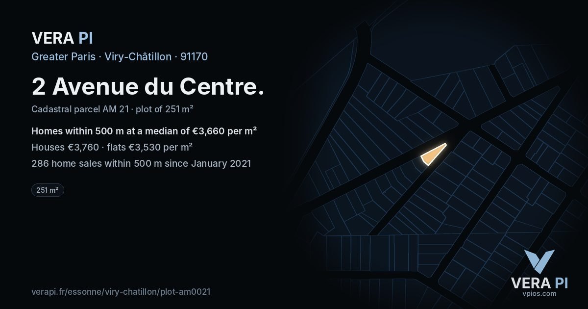 2 Avenue du Centre, Viry-Châtillon at night – the plot lit, the parcels around coloured by the prices near them