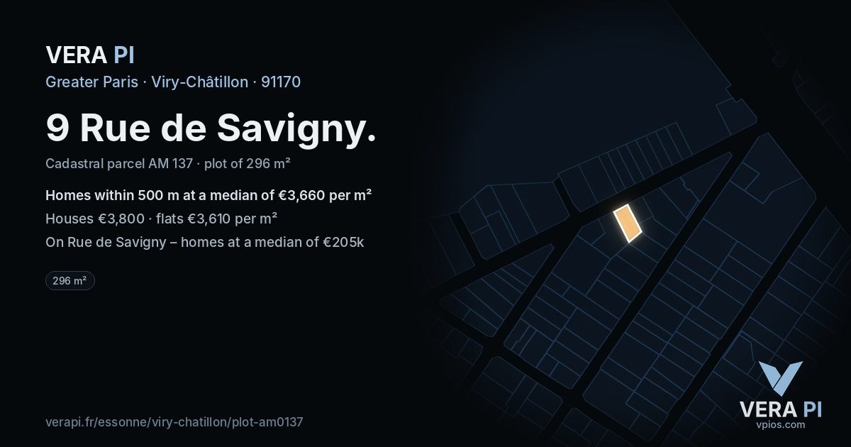 9 Rue de Savigny, Viry-Châtillon at night – the plot lit, the parcels around coloured by the prices near them