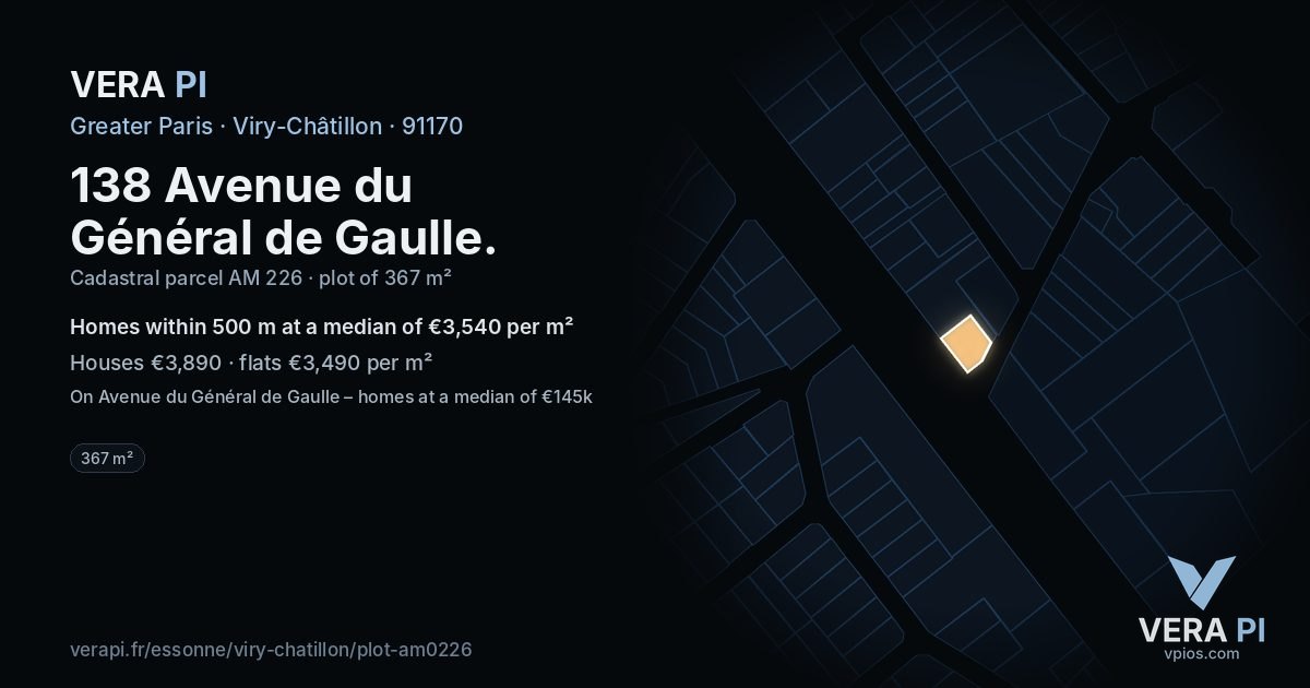 138 Avenue du Général de Gaulle, Viry-Châtillon at night – the plot lit, the parcels around coloured by the prices near them
