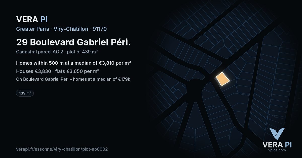 29 Boulevard Gabriel Péri, Viry-Châtillon at night – the plot lit, the parcels around coloured by the prices near them