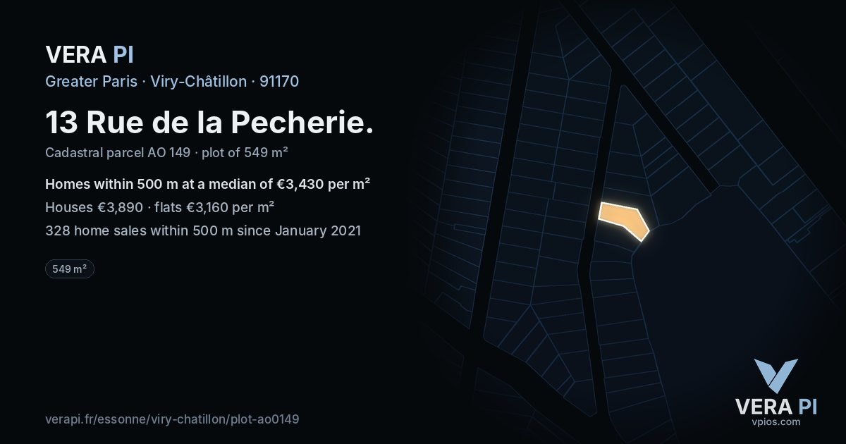 13 Rue de la Pecherie, Viry-Châtillon at night – the plot lit, the parcels around coloured by the prices near them