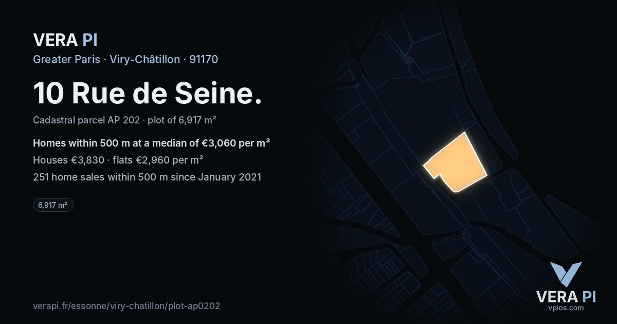 10 Rue de Seine, Viry-Châtillon at night – the plot lit, the parcels around coloured by the prices near them