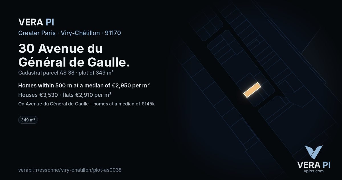 30 Avenue du Général de Gaulle, Viry-Châtillon at night – the plot lit, the parcels around coloured by the prices near them