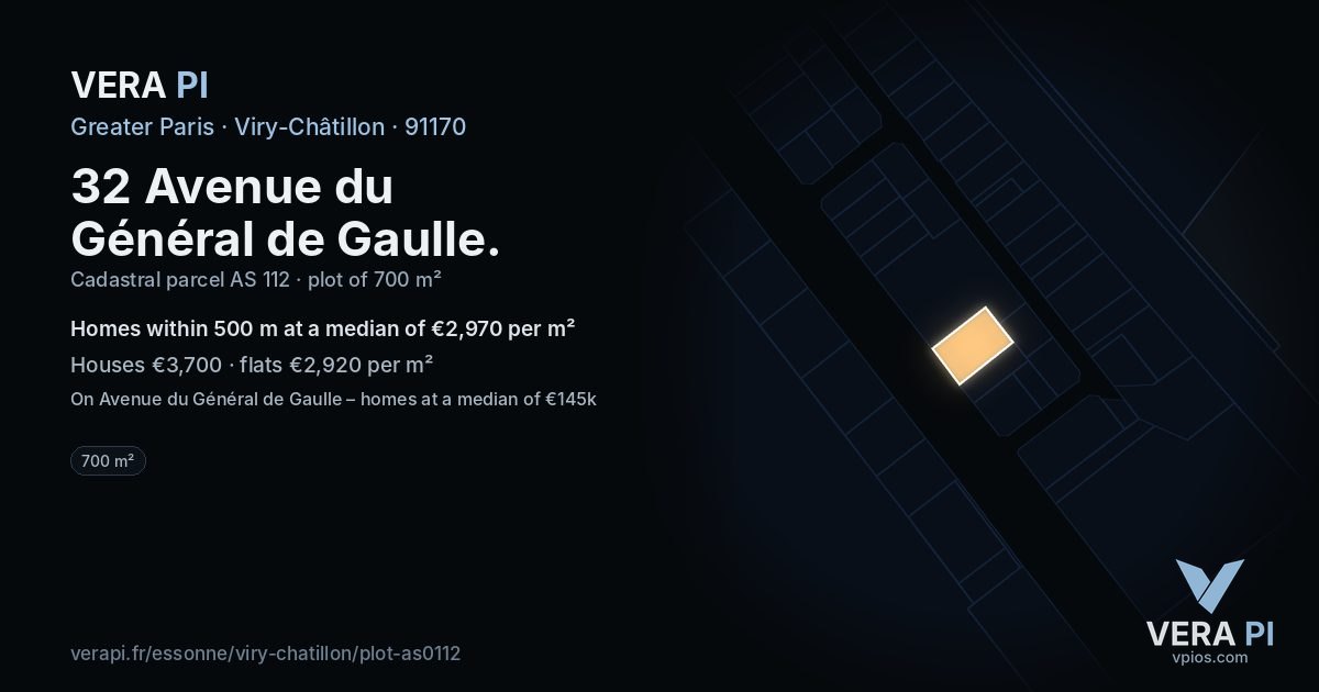 32 Avenue du Général de Gaulle, Viry-Châtillon at night – the plot lit, the parcels around coloured by the prices near them
