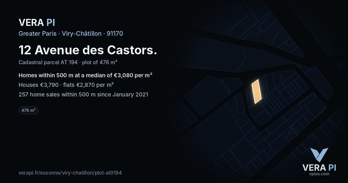 12 Avenue des Castors, Viry-Châtillon at night – the plot lit, the parcels around coloured by the prices near them