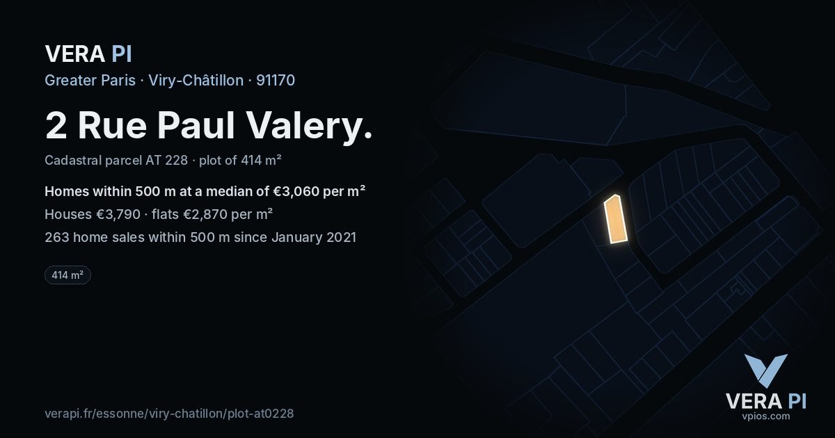 2 Rue Paul Valery, Viry-Châtillon at night – the plot lit, the parcels around coloured by the prices near them