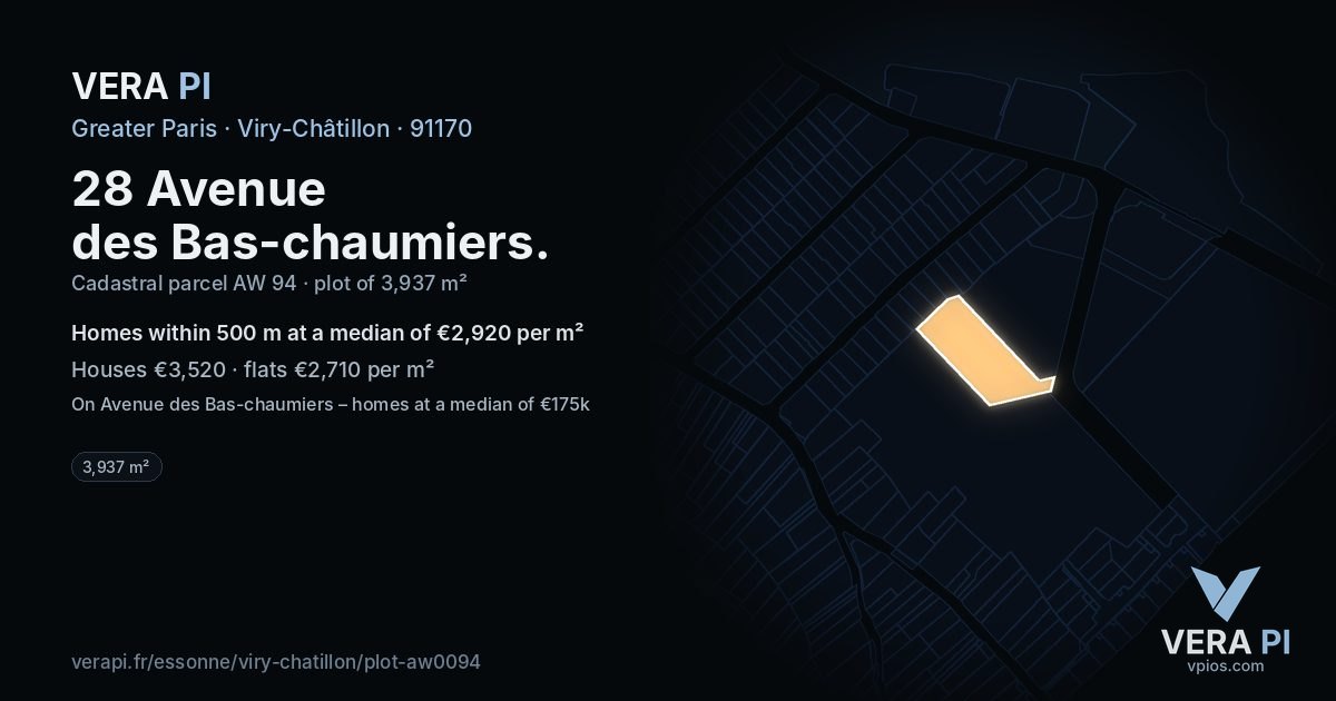 28 Avenue des Bas-chaumiers, Viry-Châtillon at night – the plot lit, the parcels around coloured by the prices near them