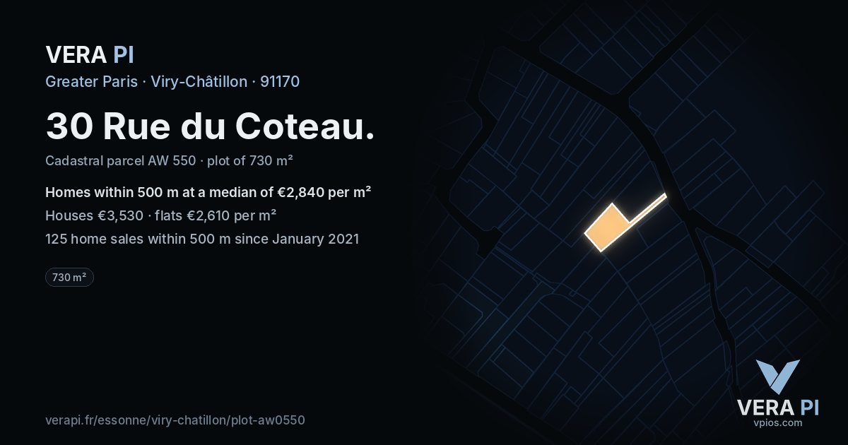 30 Rue du Coteau, Viry-Châtillon at night – the plot lit, the parcels around coloured by the prices near them