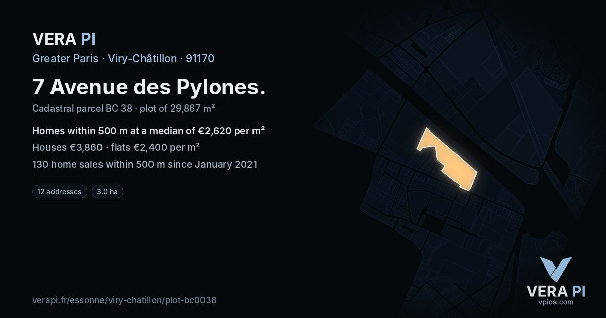 7 Avenue des Pylones, Viry-Châtillon at night – the plot lit, the parcels around coloured by the prices near them