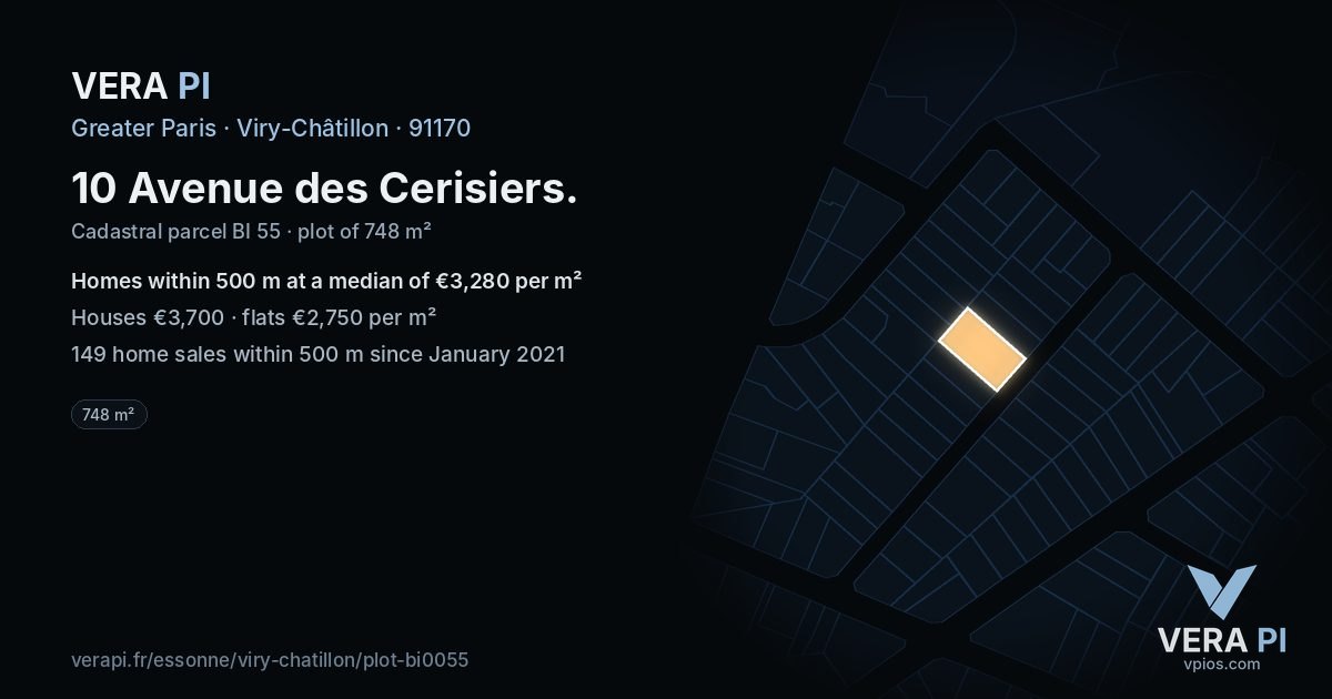10 Avenue des Cerisiers, Viry-Châtillon at night – the plot lit, the parcels around coloured by the prices near them