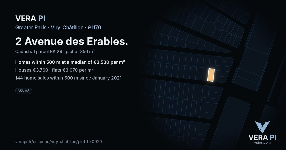 2 Avenue des Erables, Viry-Châtillon at night – the plot lit, the parcels around coloured by the prices near them