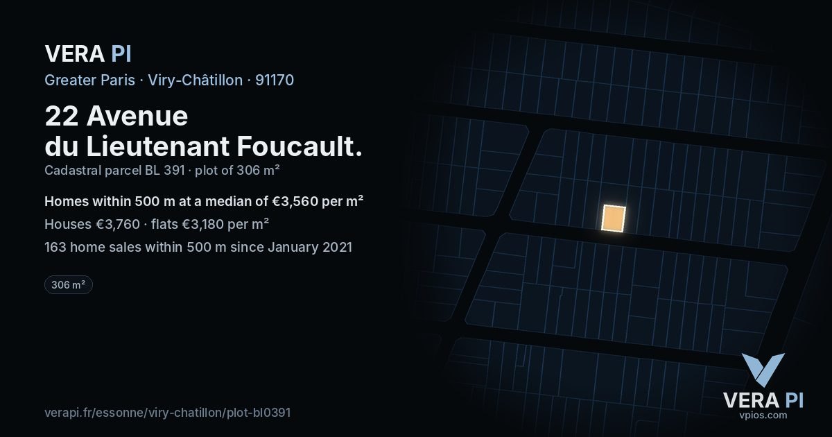 22 Avenue du Lieutenant Foucault, Viry-Châtillon at night – the plot lit, the parcels around coloured by the prices near them