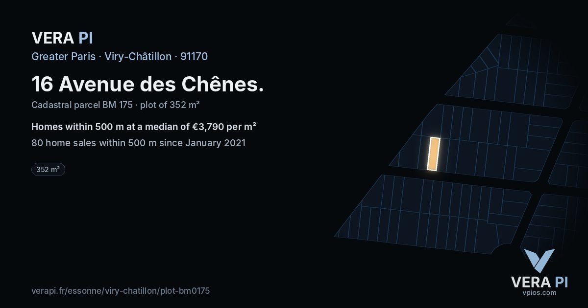 16 Avenue des Chênes, Viry-Châtillon at night – the plot lit, the parcels around coloured by the prices near them