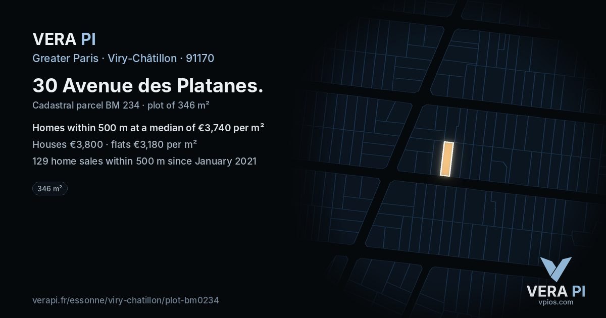 30 Avenue des Platanes, Viry-Châtillon at night – the plot lit, the parcels around coloured by the prices near them