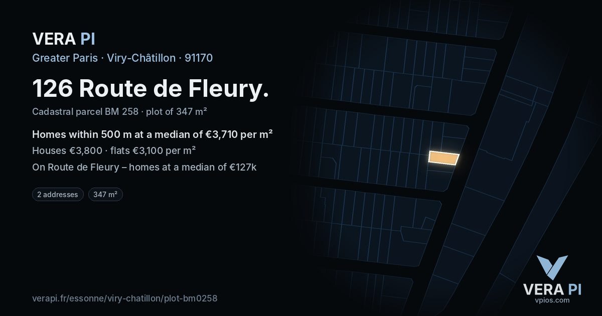 126 Route de Fleury, Viry-Châtillon at night – the plot lit, the parcels around coloured by the prices near them