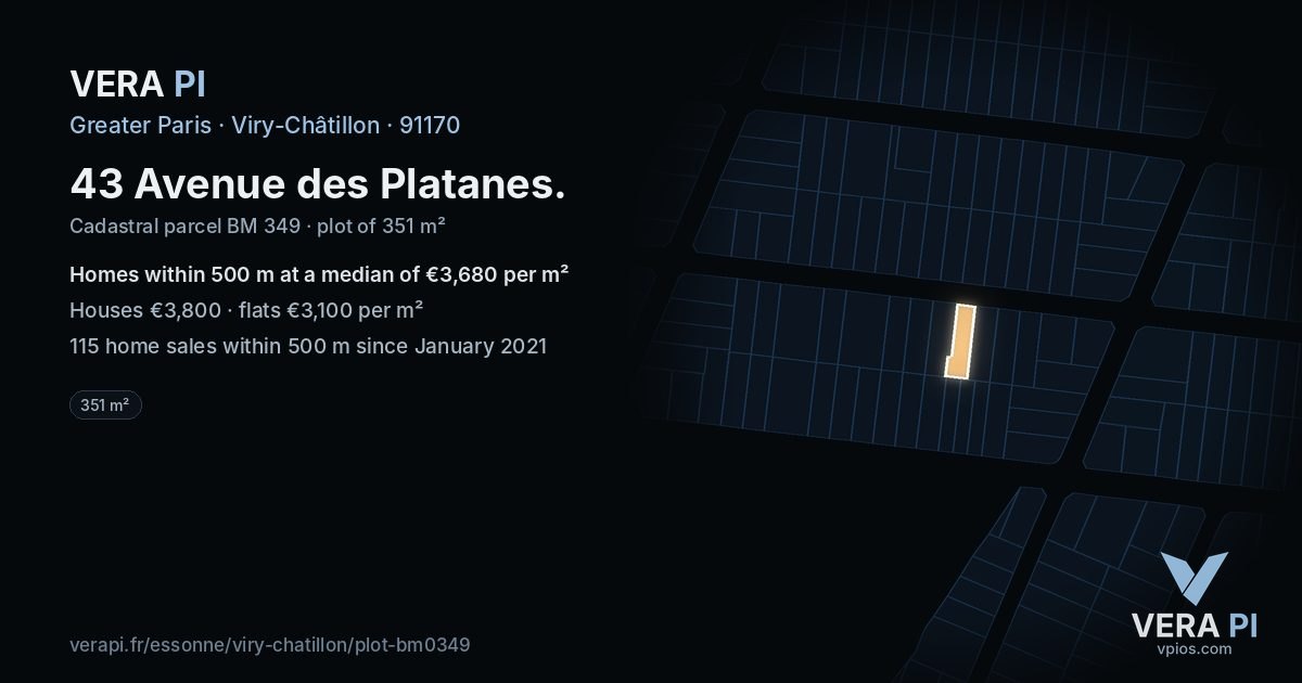 43 Avenue des Platanes, Viry-Châtillon at night – the plot lit, the parcels around coloured by the prices near them