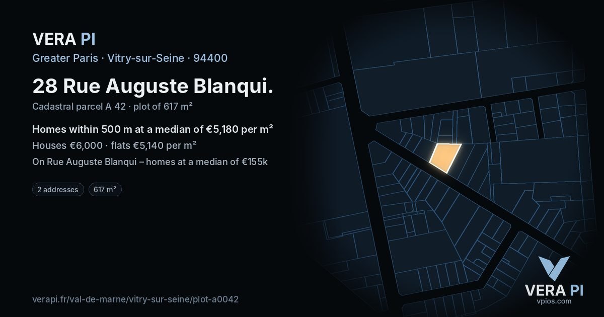 28 Rue Auguste Blanqui, Vitry-sur-Seine at night – the plot lit, the parcels around coloured by the prices near them