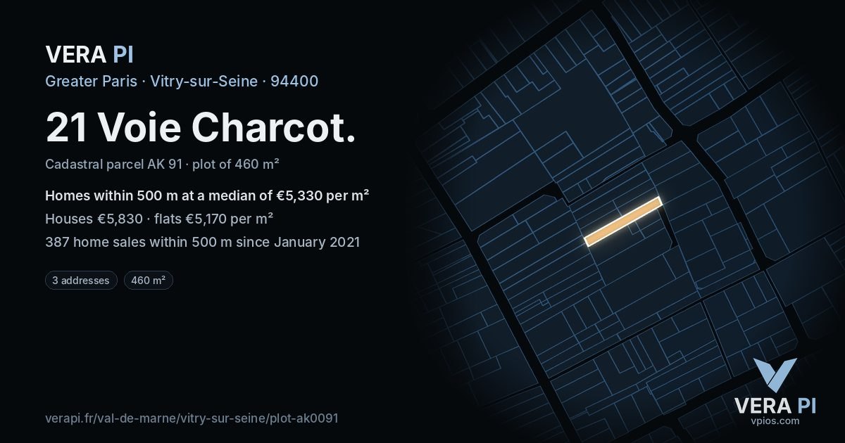 21 Voie Charcot, Vitry-sur-Seine at night – the plot lit, the parcels around coloured by the prices near them