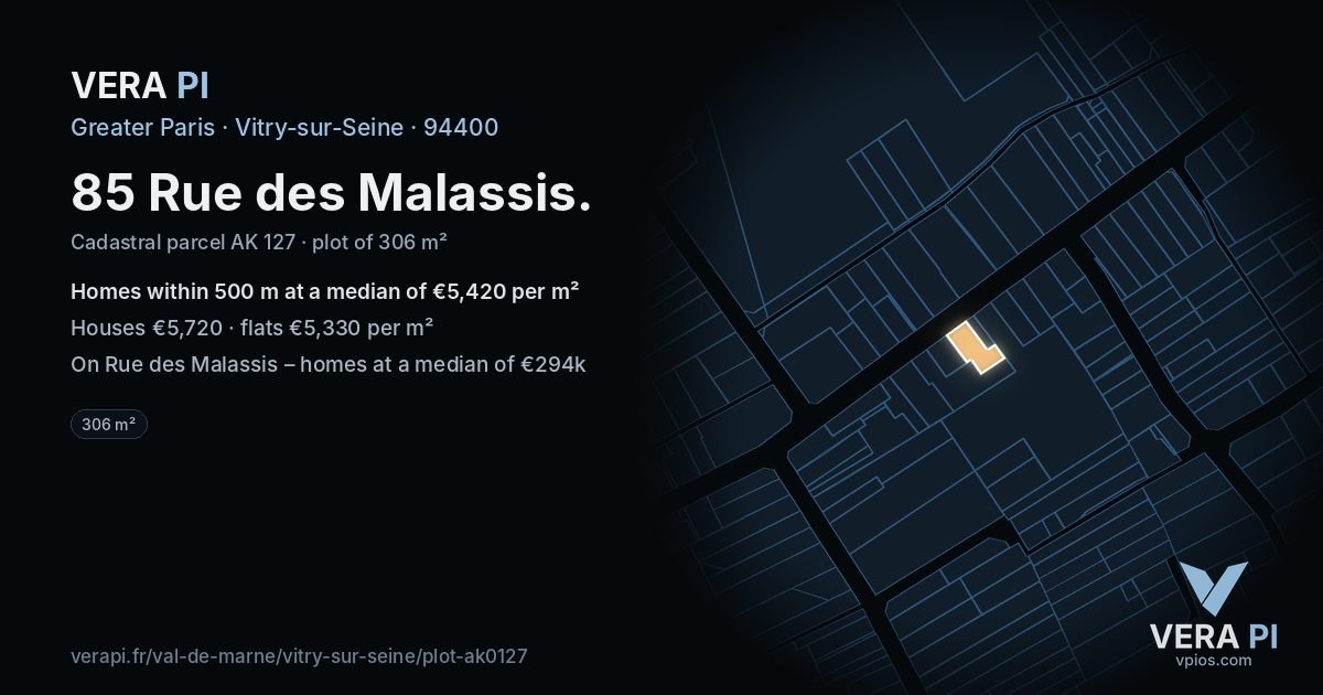 85 Rue des Malassis, Vitry-sur-Seine at night – the plot lit, the parcels around coloured by the prices near them