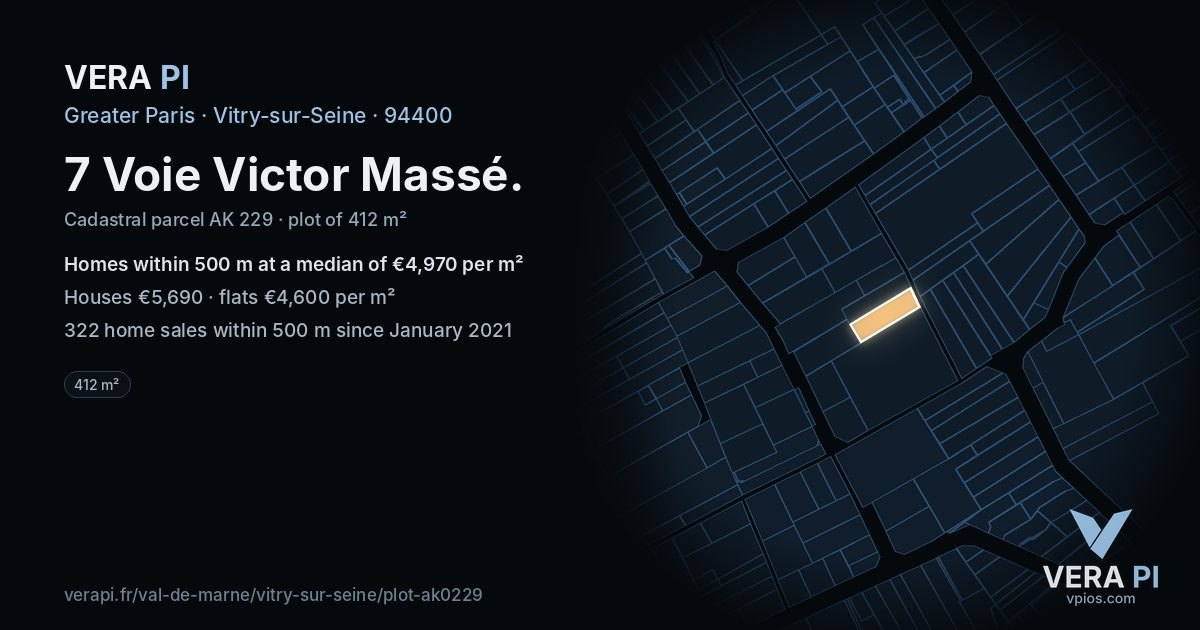 7 Voie Victor Massé, Vitry-sur-Seine at night – the plot lit, the parcels around coloured by the prices near them