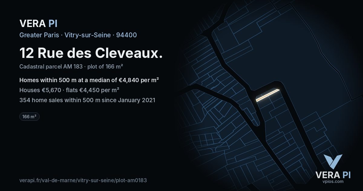 12 Rue des Cleveaux, Vitry-sur-Seine at night – the plot lit, the parcels around coloured by the prices near them
