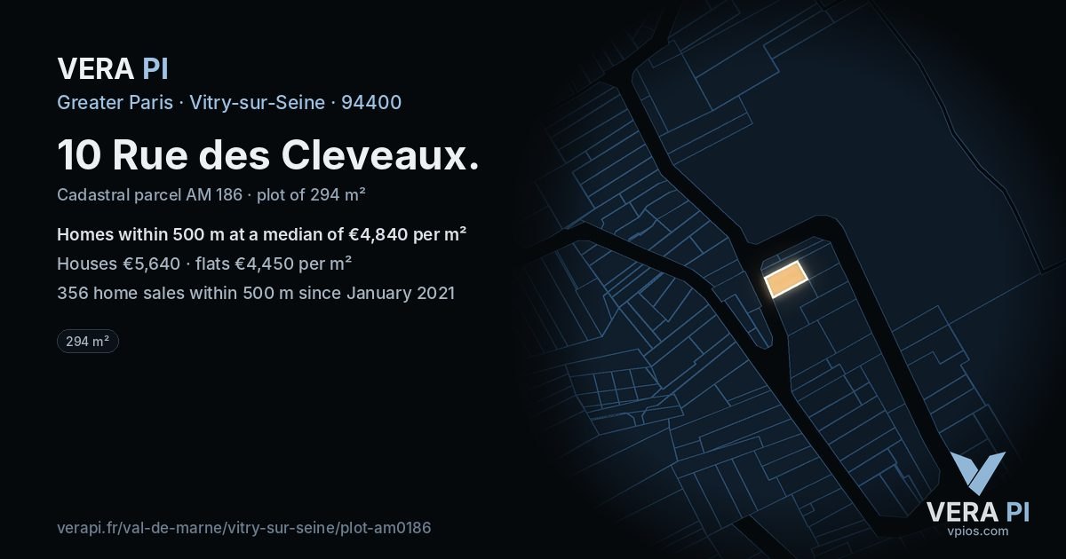 10 Rue des Cleveaux, Vitry-sur-Seine at night – the plot lit, the parcels around coloured by the prices near them