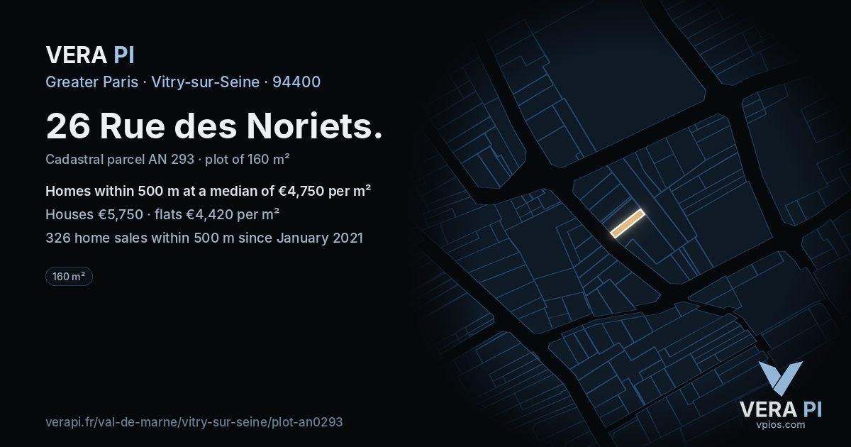 26 Rue des Noriets, Vitry-sur-Seine at night – the plot lit, the parcels around coloured by the prices near them