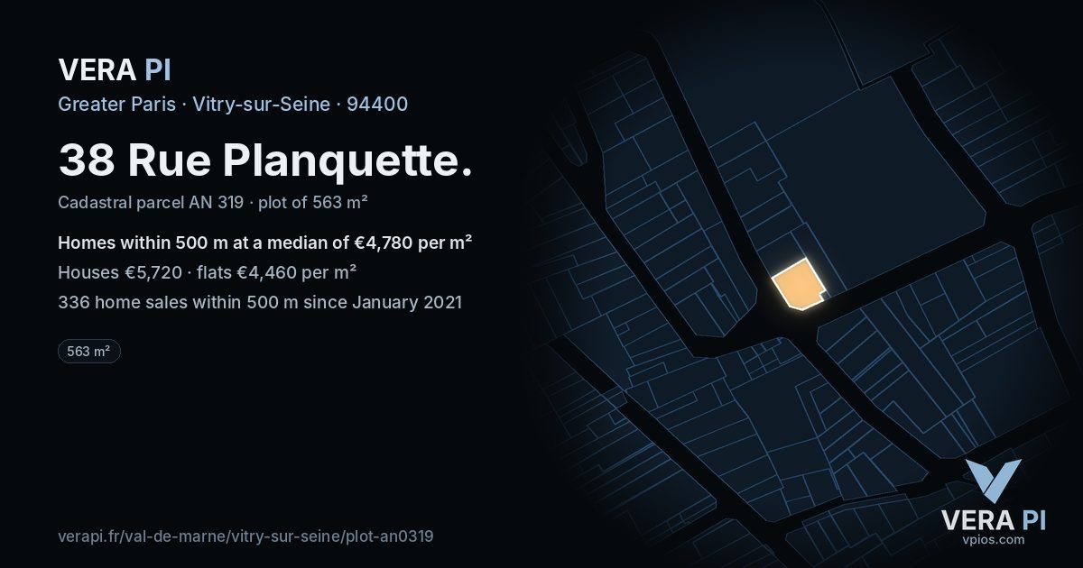 38 Rue Planquette, Vitry-sur-Seine at night – the plot lit, the parcels around coloured by the prices near them