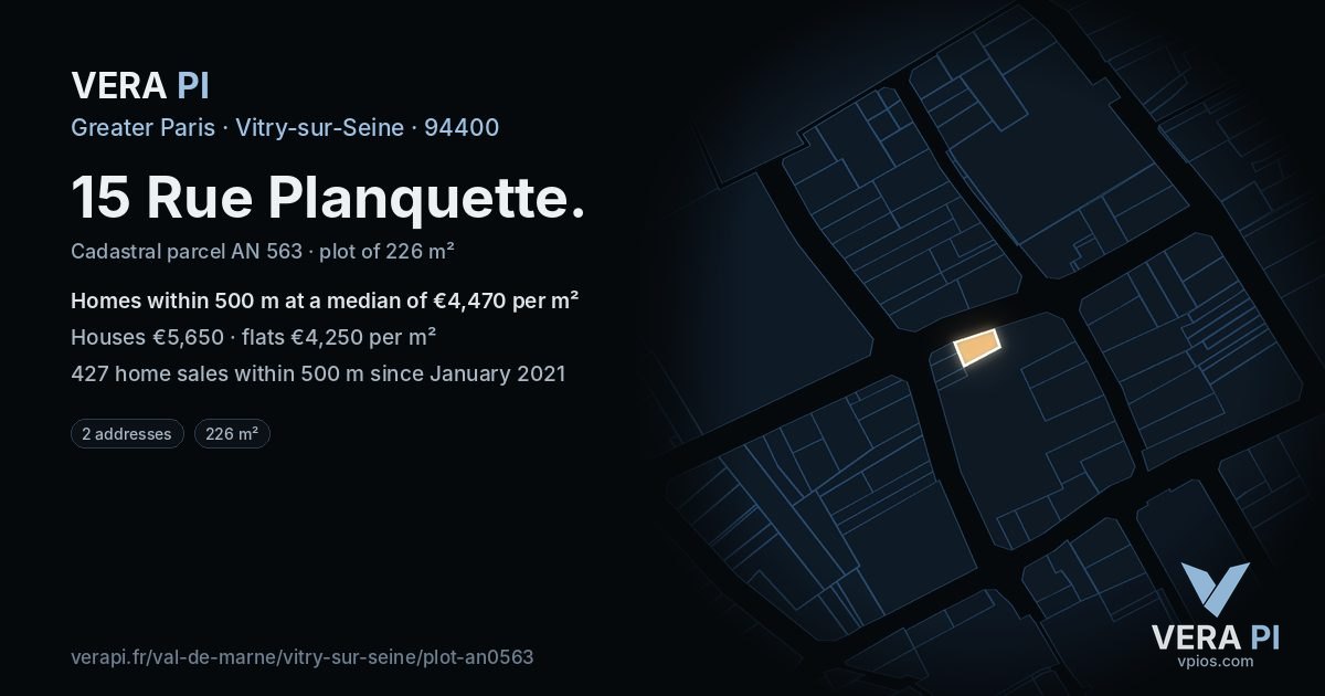 15 Rue Planquette, Vitry-sur-Seine at night – the plot lit, the parcels around coloured by the prices near them