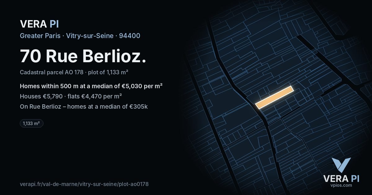 70 Rue Berlioz, Vitry-sur-Seine at night – the plot lit, the parcels around coloured by the prices near them