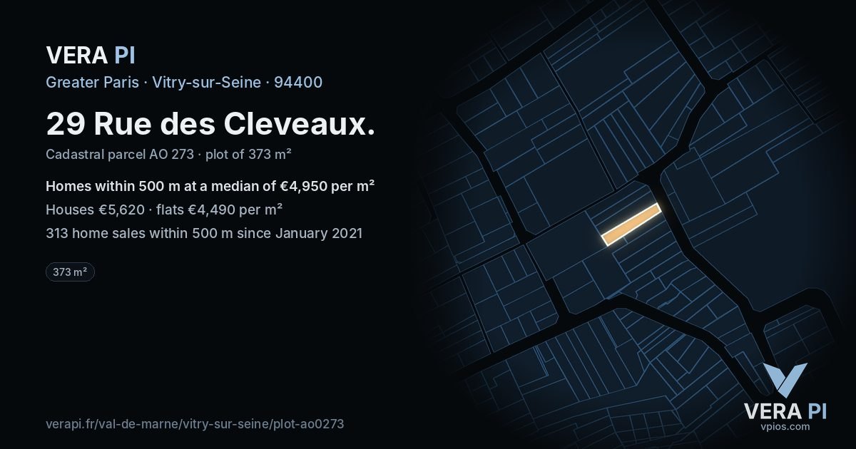 29 Rue des Cleveaux, Vitry-sur-Seine at night – the plot lit, the parcels around coloured by the prices near them