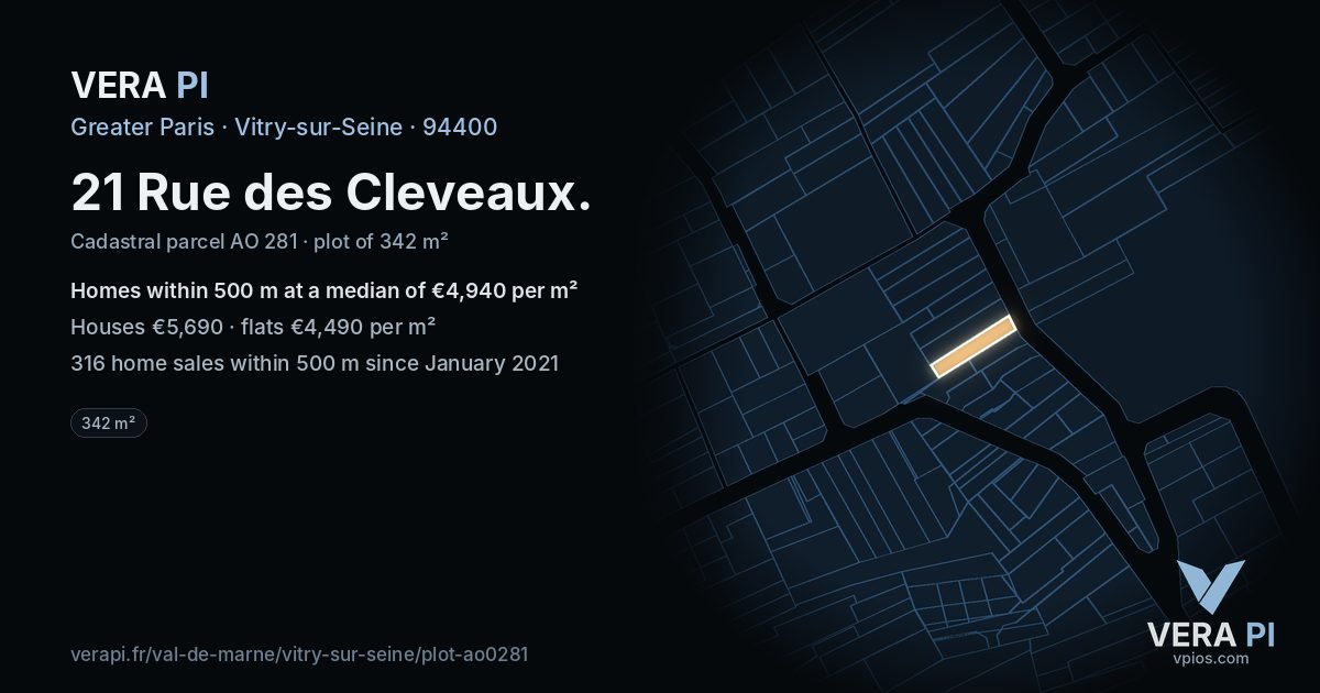 21 Rue des Cleveaux, Vitry-sur-Seine at night – the plot lit, the parcels around coloured by the prices near them