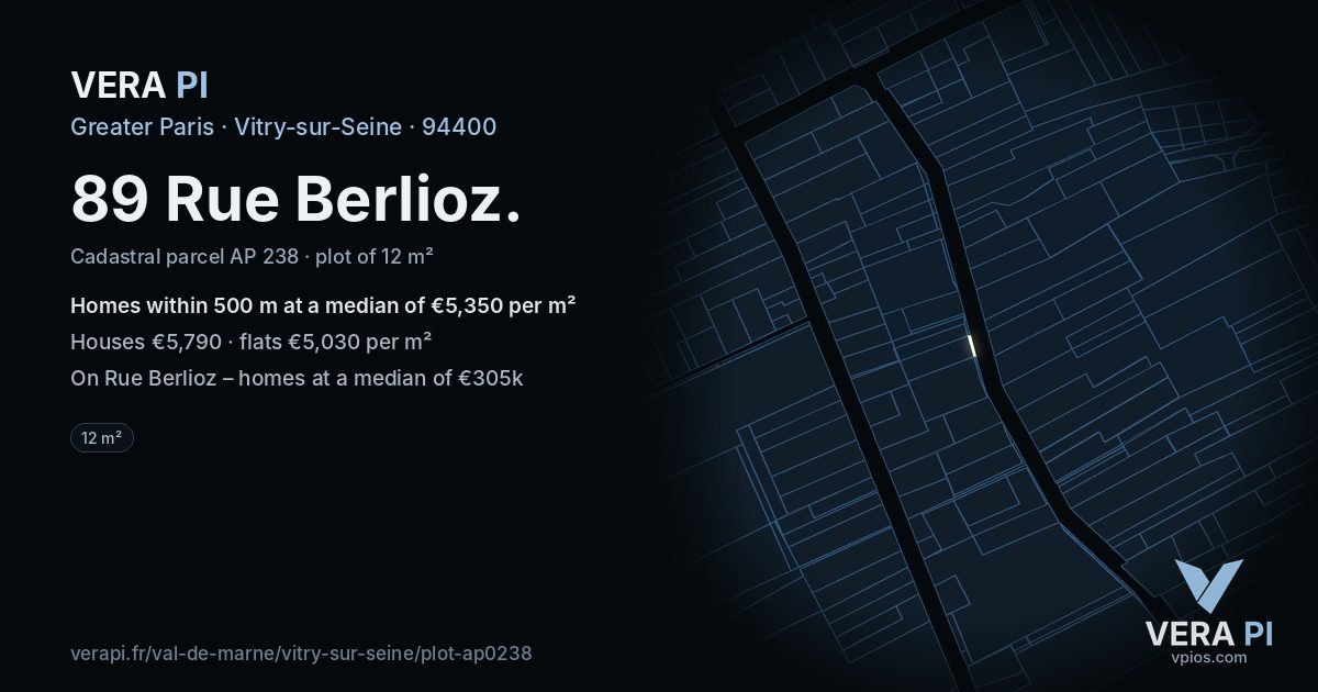 89 Rue Berlioz, Vitry-sur-Seine at night – the plot lit, the parcels around coloured by the prices near them